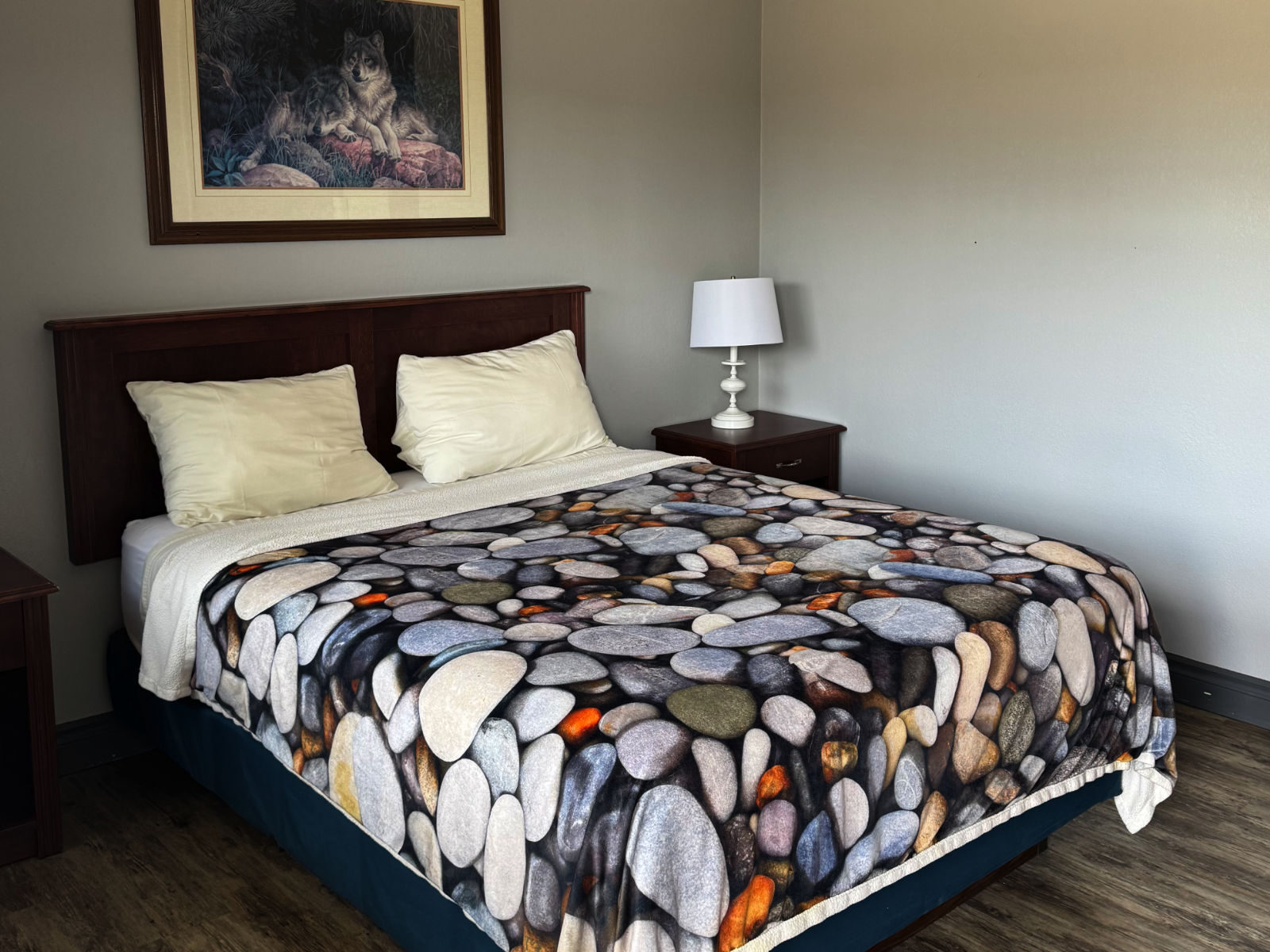 2 Queen Beds Room